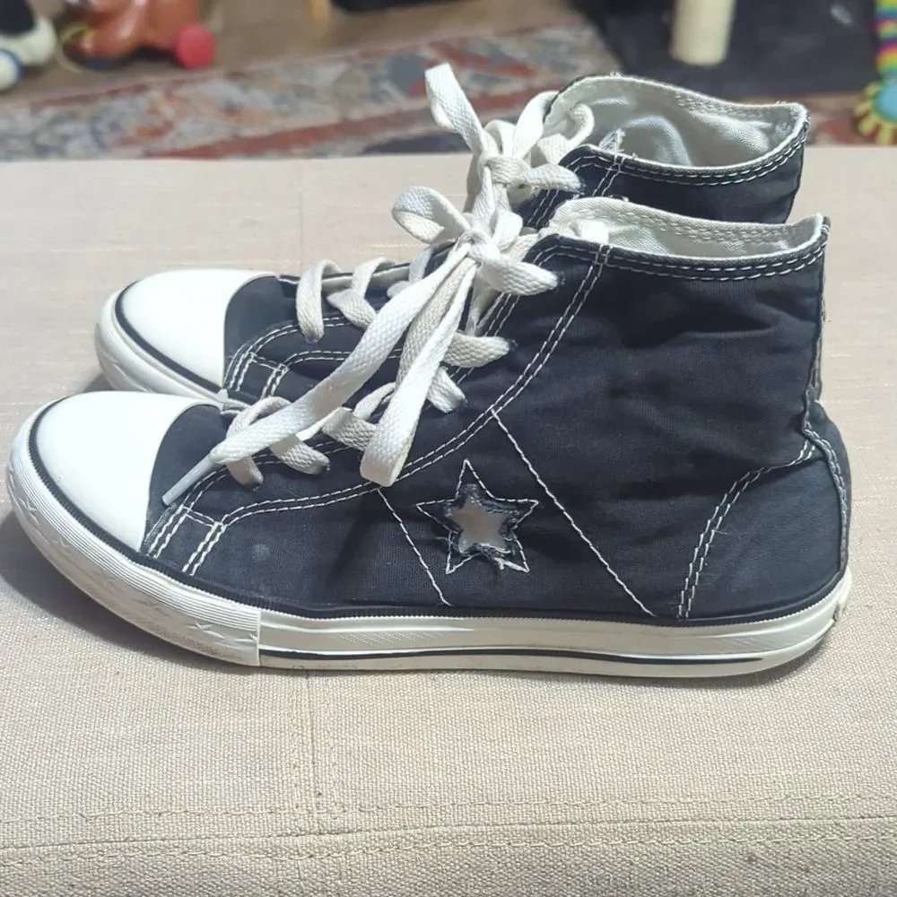 vintage 2004 Converse One Star Junior hi‎ top sneakers
